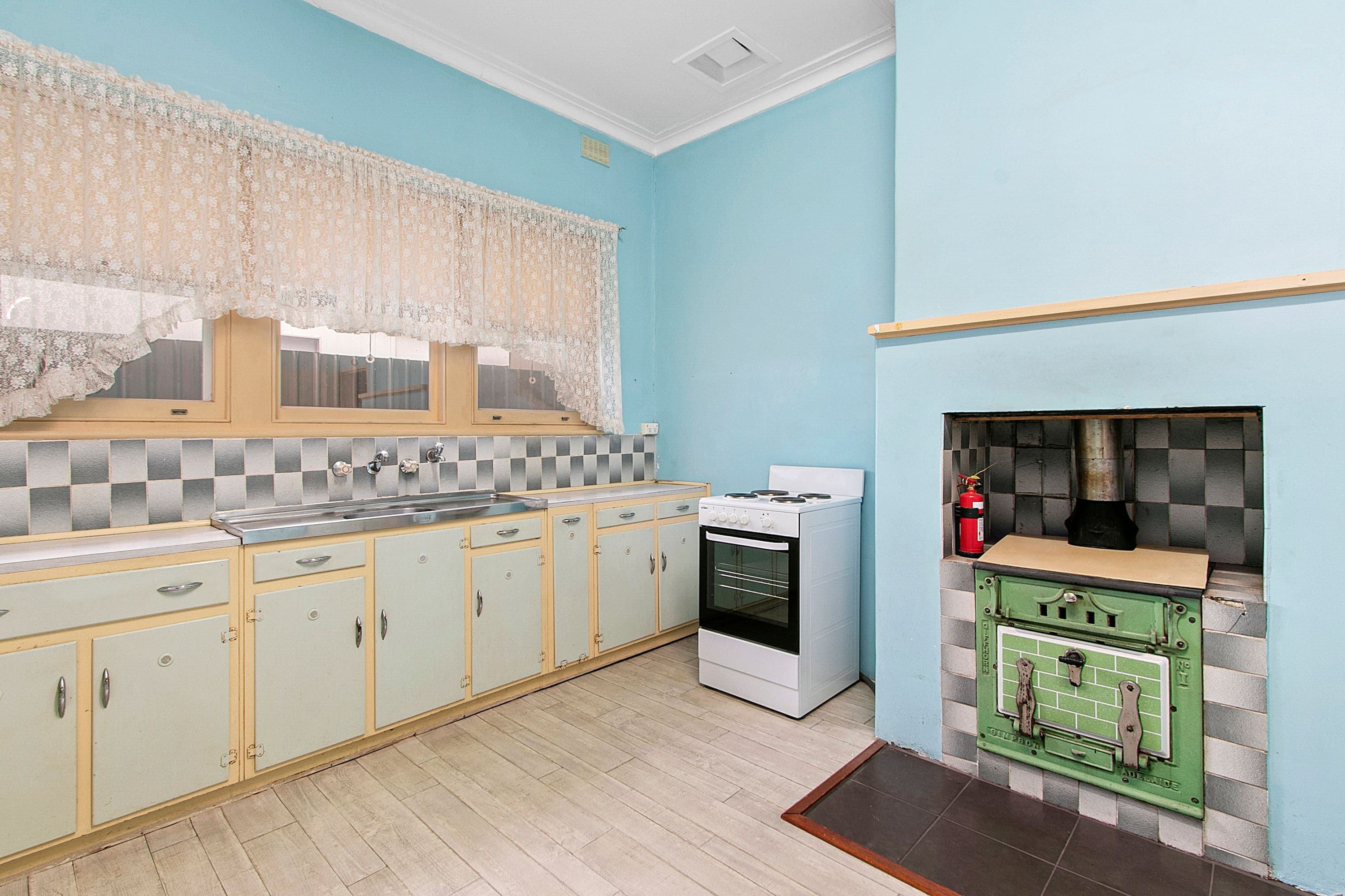 55 Ryan Street, Moonta SA 5558, Moonta - Thumbnail 4