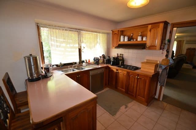 36 O'Sullivan Road, Seymour VIC 3660, Seymour - Thumbnail 2