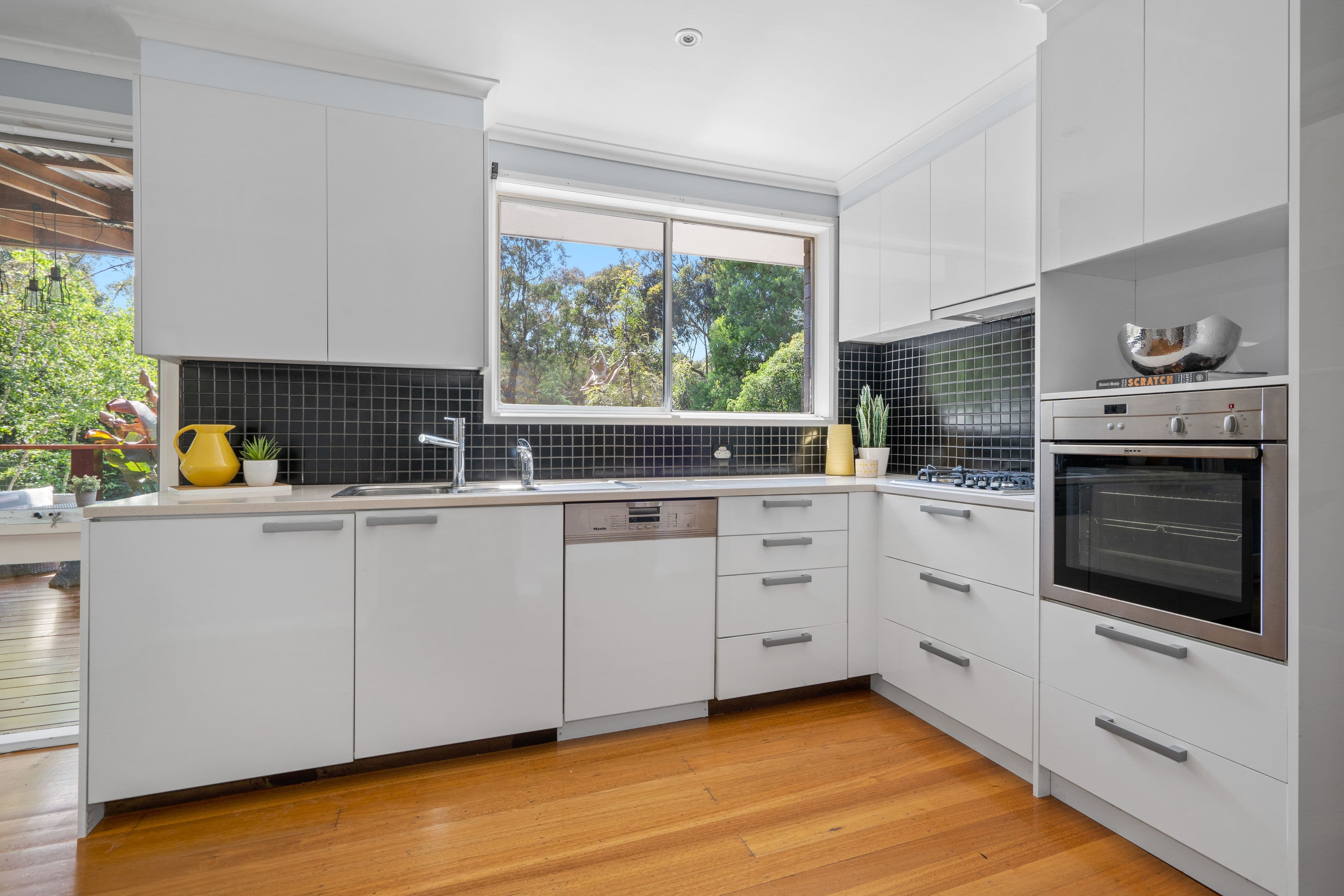 9 Tahlee Place, Montmorency VIC 3094, Montmorency - Thumbnail 4