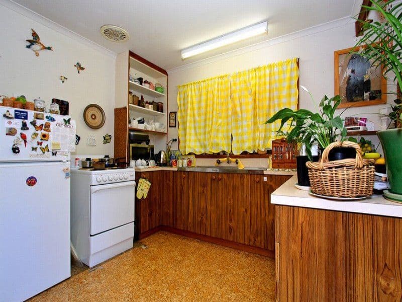 176 Eighth Avenue, ROSEBUD VIC 3939, Rosebud - Thumbnail 2