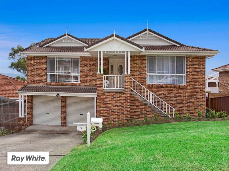 7 Scenic Crescent, Albion Park - Image 1