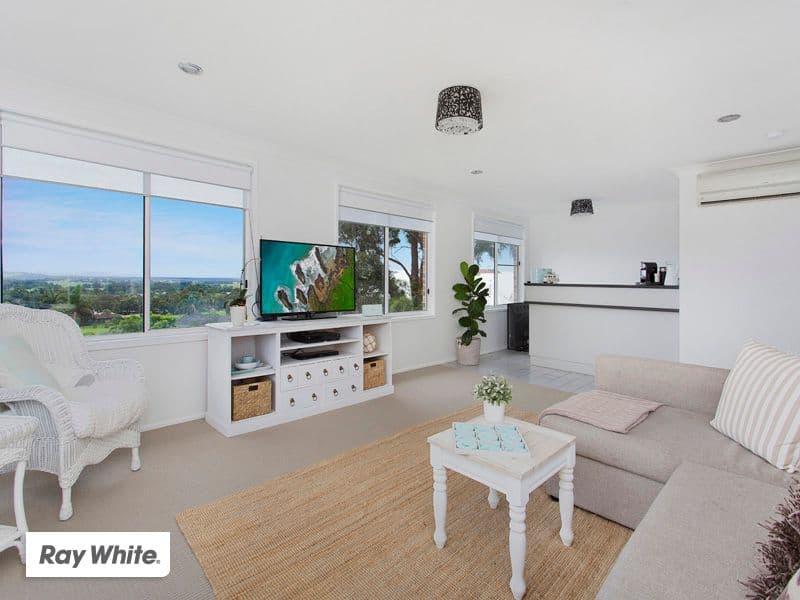 7 Scenic Crescent, Albion Park - Thumbnail 2