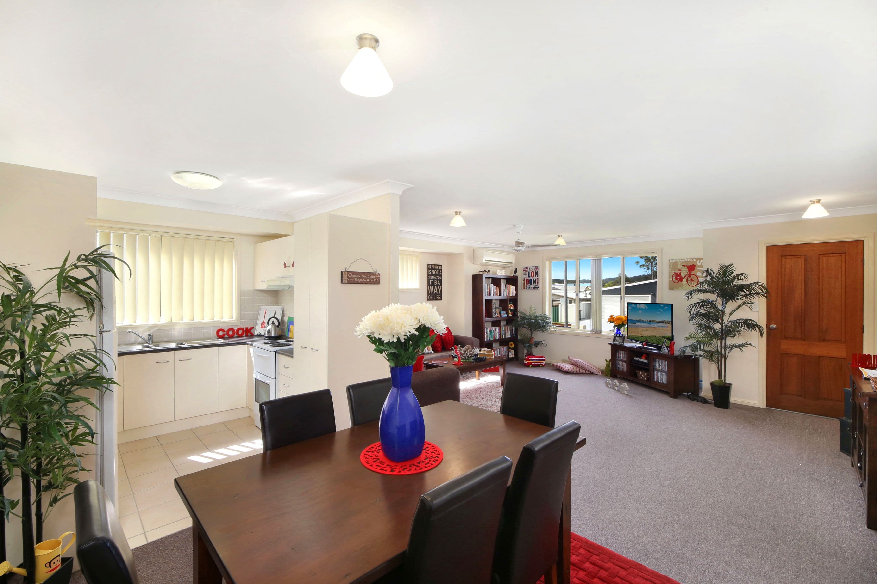 48 Emora Avenue, Davistown - Thumbnail 3
