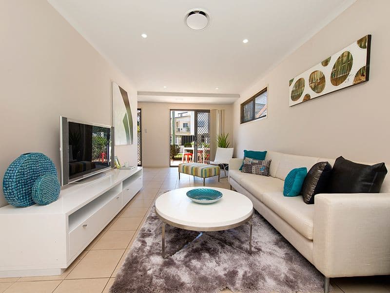 15 Sinclair Street, MOOROOKA QLD 4105, Moorooka - Thumbnail 2