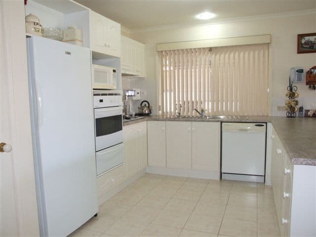 39 Edward Street, PARALOWIE SA 5108, Paralowie - Thumbnail 2