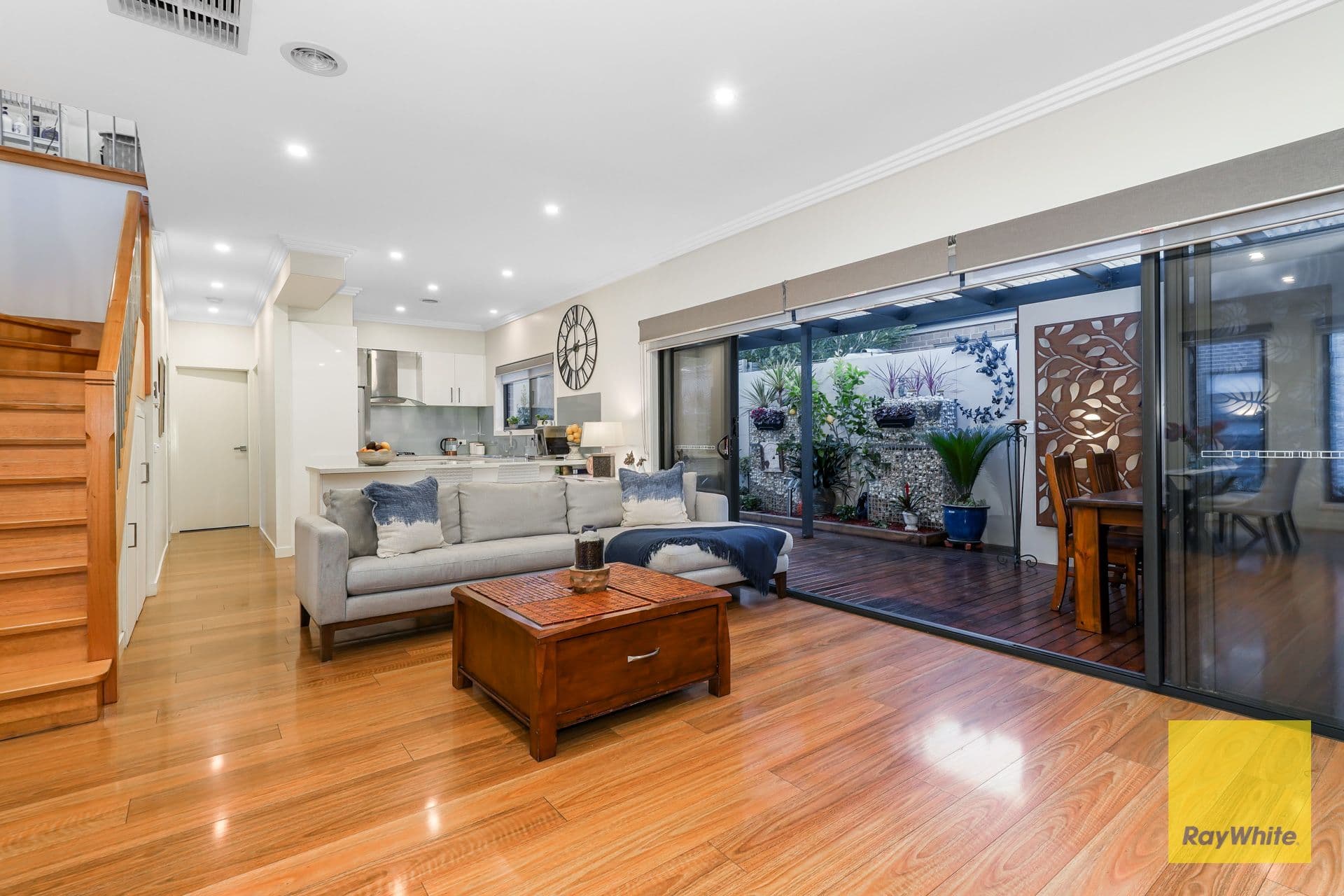 122 Kennington Park Drive, Endeavour Hills VIC 3802, Endeavour Hills - Thumbnail 3
