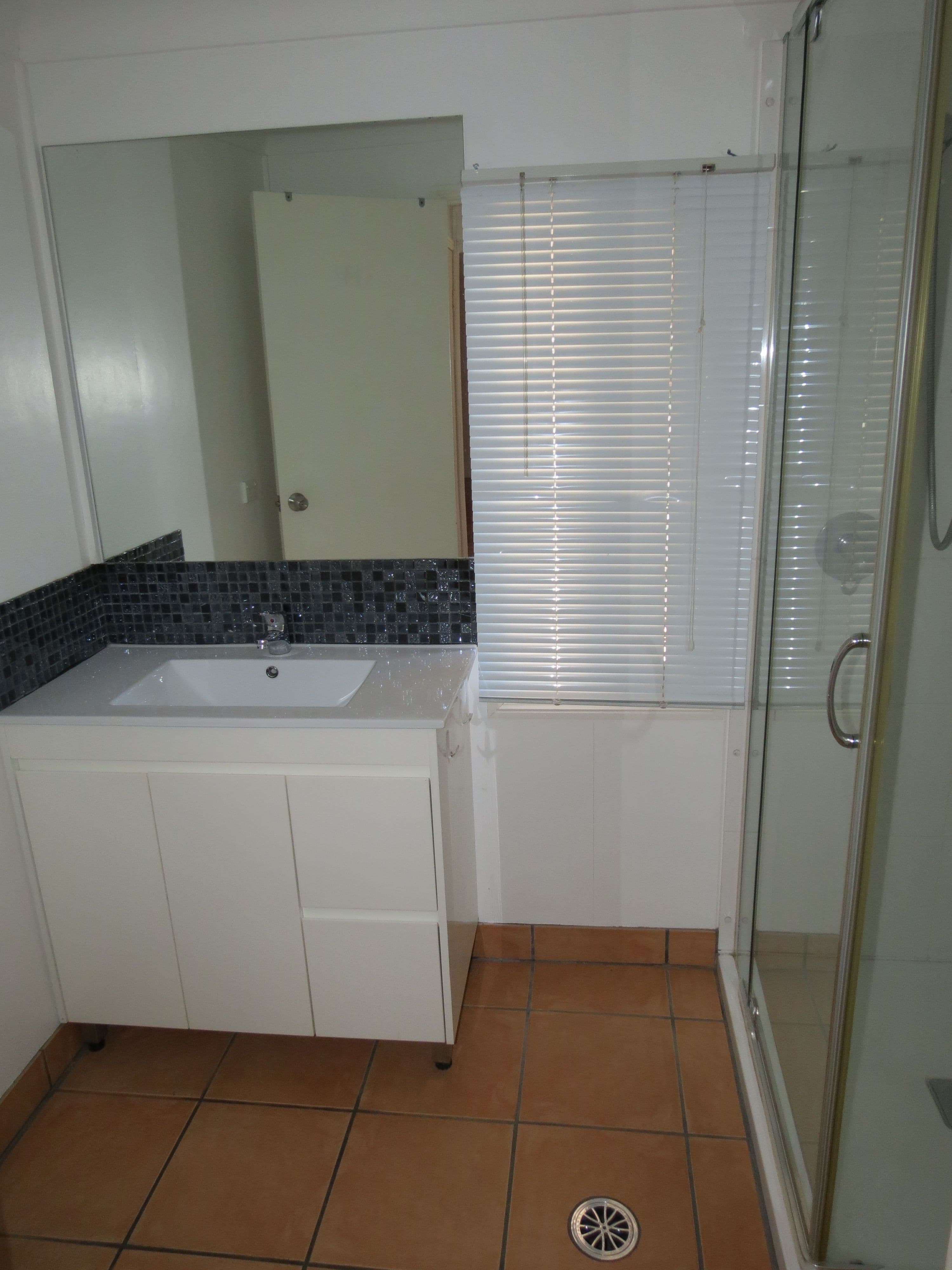 41 Dundas Street, Emerald QLD 4720, Emerald - Thumbnail 8