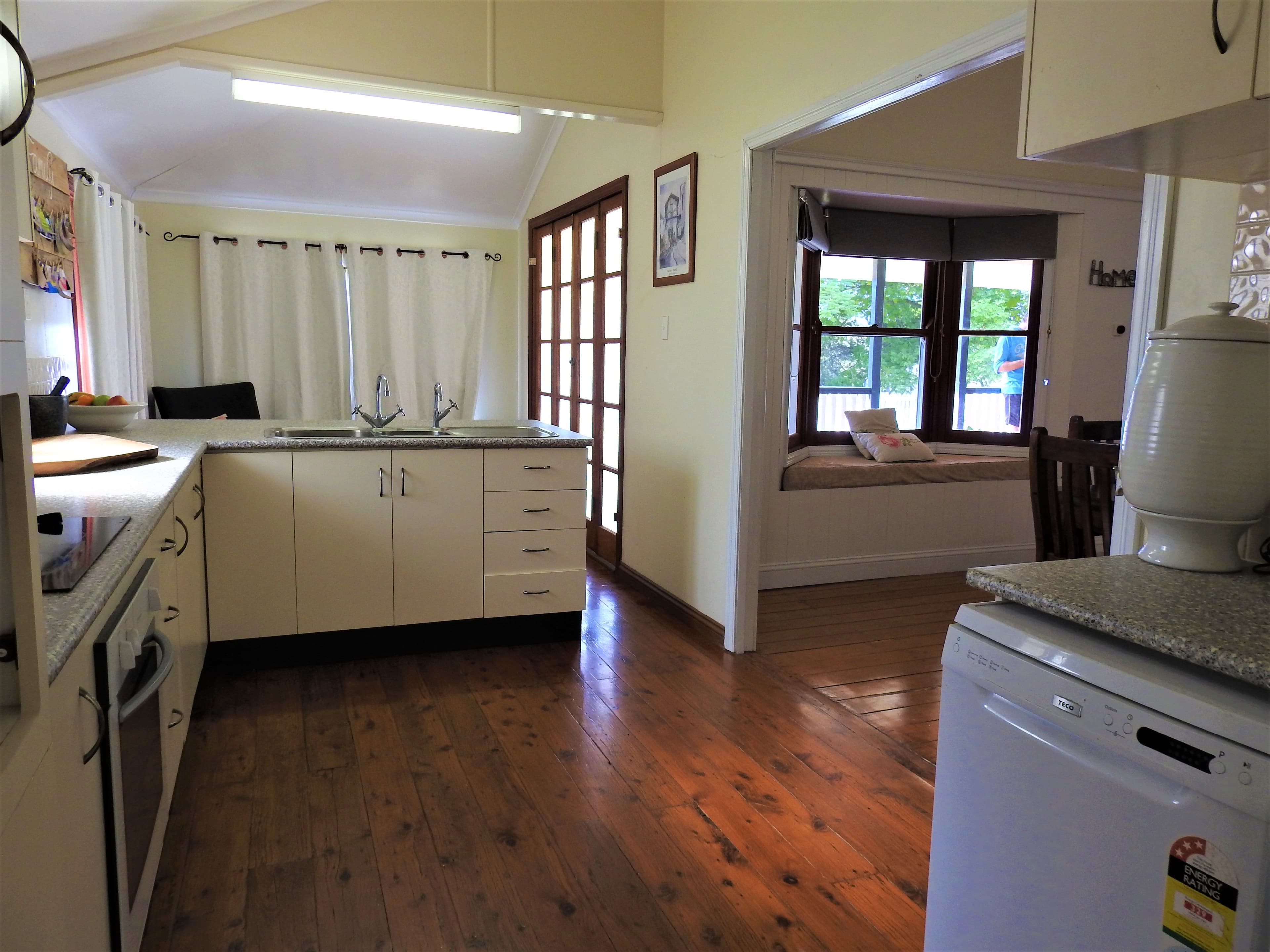 15 Lark Street, Longreach QLD 4730, Longreach - Thumbnail 7