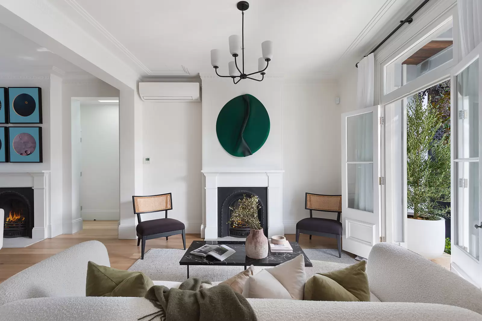 31 Anchusa Street, Bellbowrie - Thumbnail 2