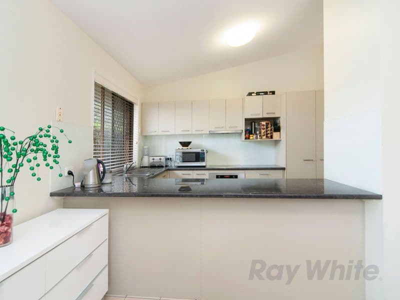 49 Shelduck Place, Calamvale QLD 4116, Calamvale - Thumbnail 3