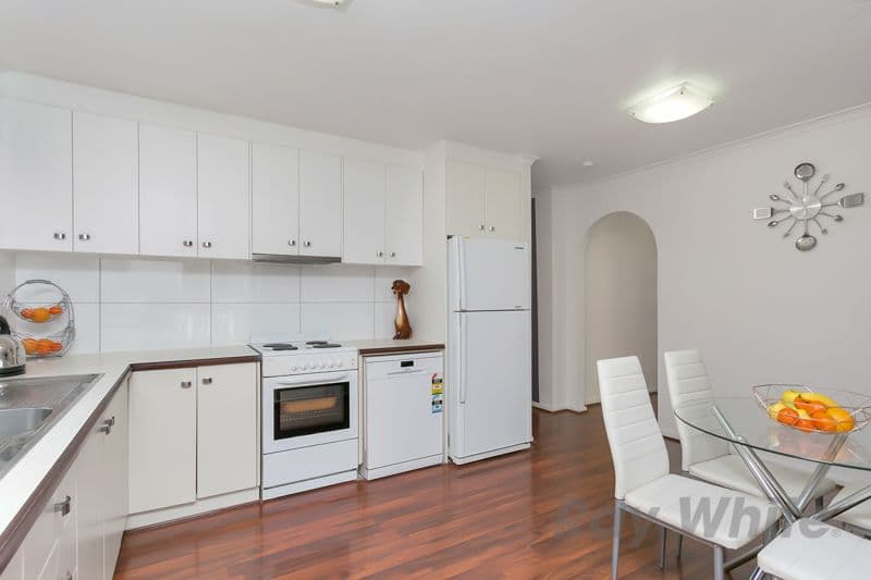38 Regency Road, Happy Valley SA 5159, Happy Valley - Thumbnail 2
