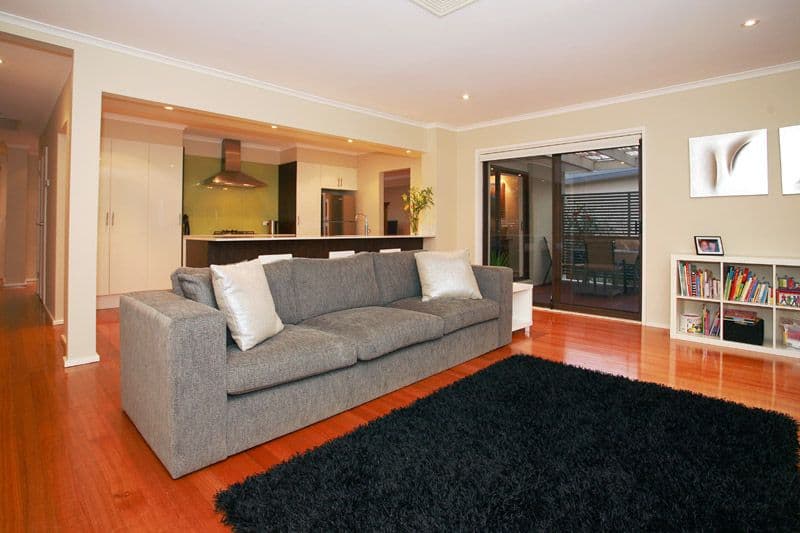 4 Stradmore Avenue, TEMPLESTOWE VIC 3106, Templestowe - Thumbnail 2