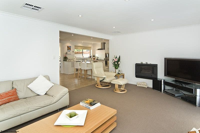 5 Schooner Road, SEAFORD SA 5169, Seaford - Thumbnail 4