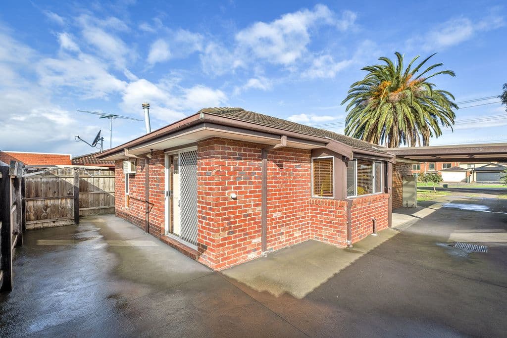 124 McDonalds Road, Epping VIC 3076, Epping - Thumbnail 7