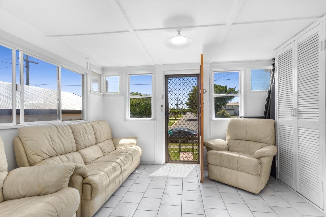 57 Raceview Avenue, Hendra QLD 4011, Hendra - Thumbnail 8