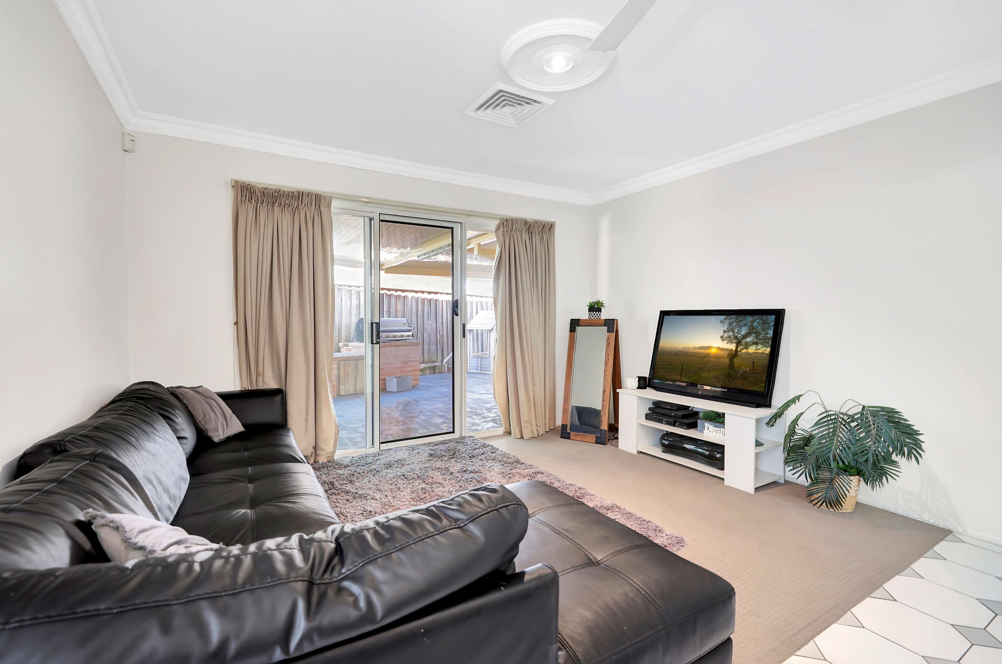 26 Fairywren Close, Glenmore Park NSW 2745, Glenmore Park - Thumbnail 2