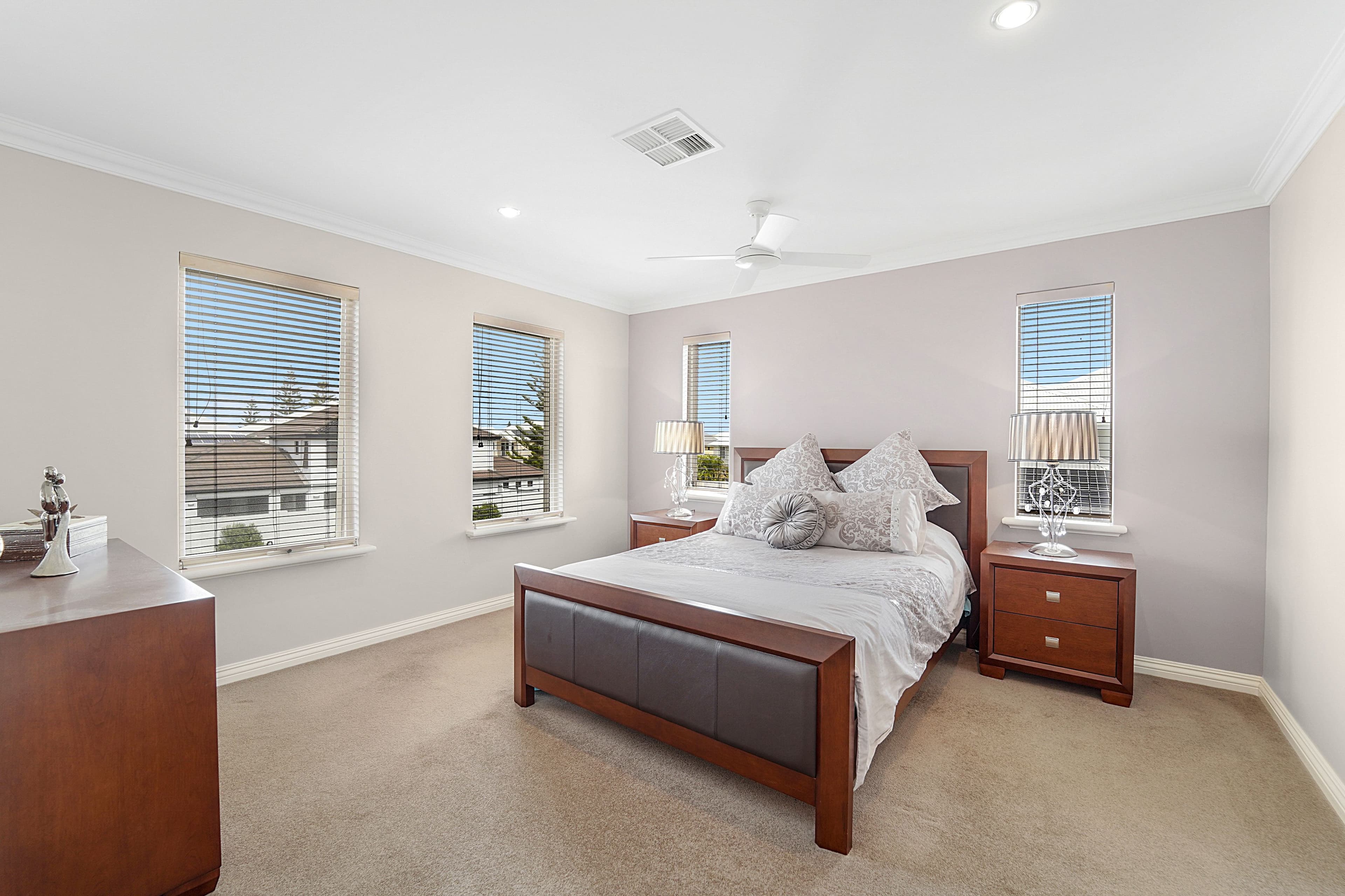 36 Mustique Crescent, Hillarys WA 6025, Hillarys - Thumbnail 8