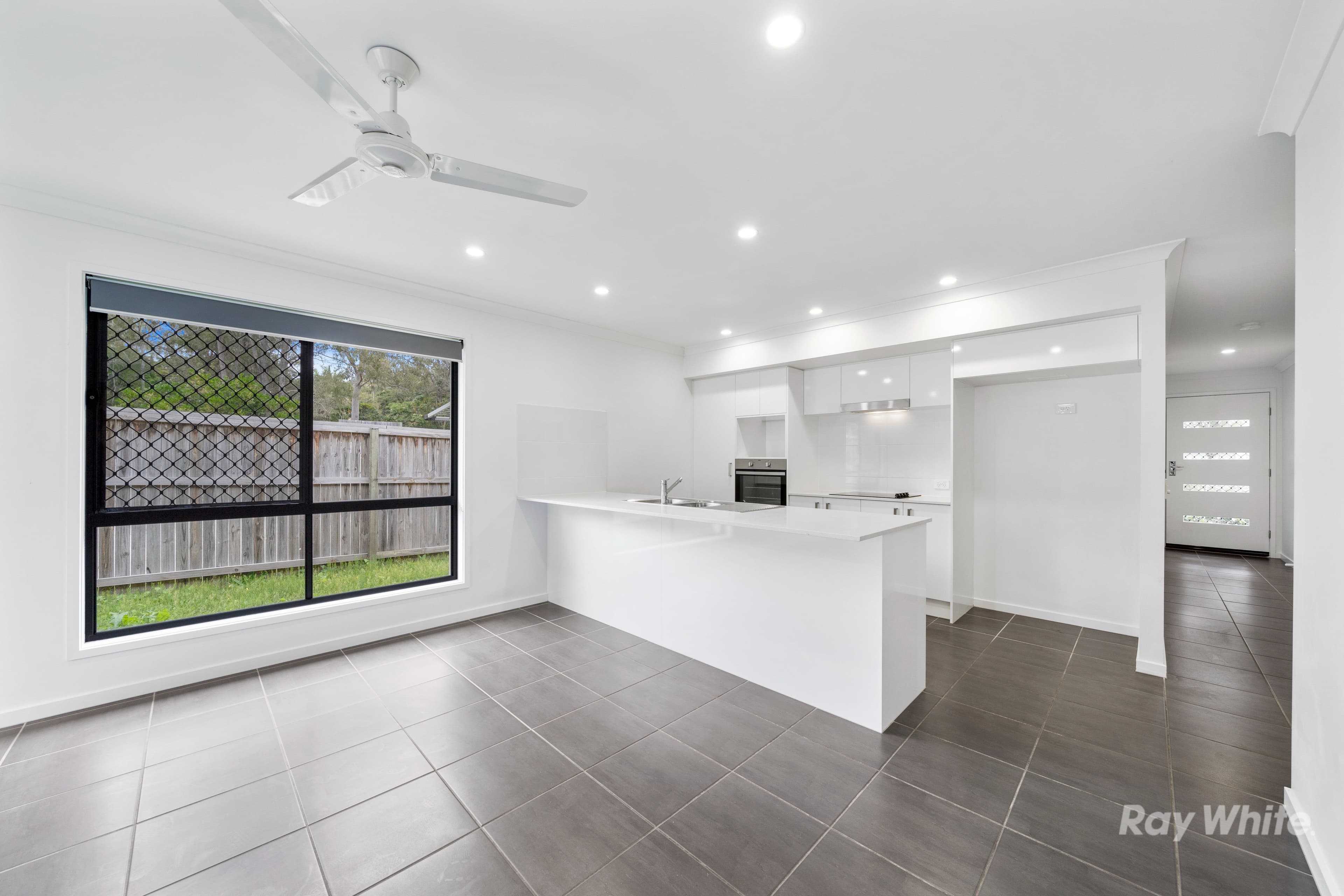 13 College Street, Bahrs Scrub QLD 4207, Bahrs Scrub - Thumbnail 3