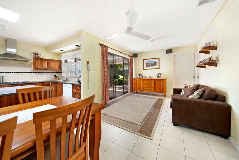 4 Roebuck Place, ILLAWONG NSW 2234, Illawong - Thumbnail 4