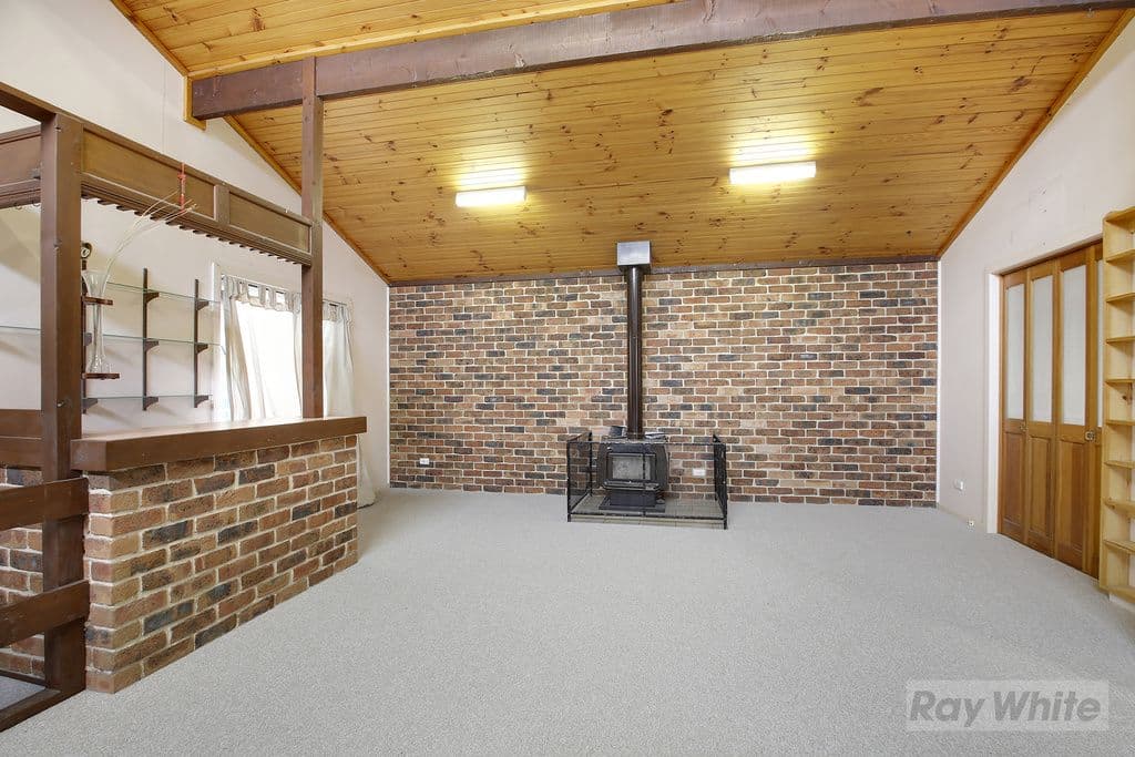 8 Kings Way, Goulburn - Thumbnail 3