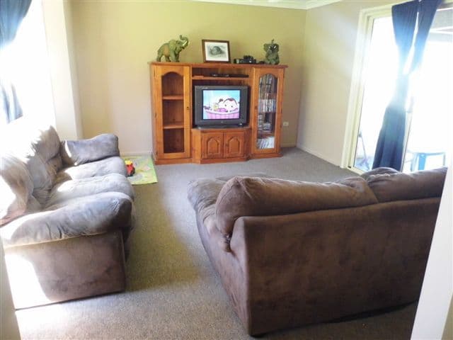 13 Goombungee Road, KINGSTHORPE QLD 4400, Kingsthorpe - Thumbnail 3