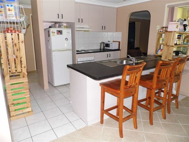 13 Goombungee Road, KINGSTHORPE QLD 4400, Kingsthorpe - Thumbnail 4
