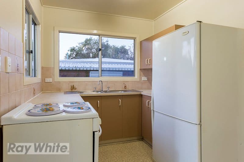 13 Bingle Road, Dunwich QLD 4183, Dunwich - Thumbnail 2