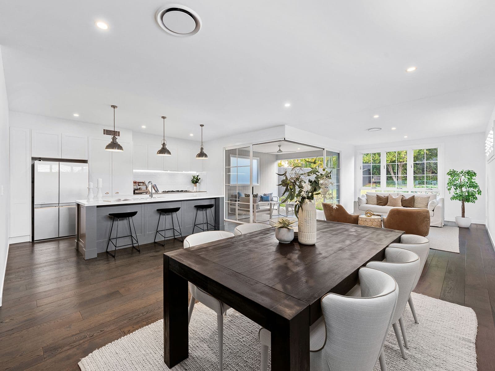 9 York Street, Morningside QLD 4170, Morningside - Thumbnail 2
