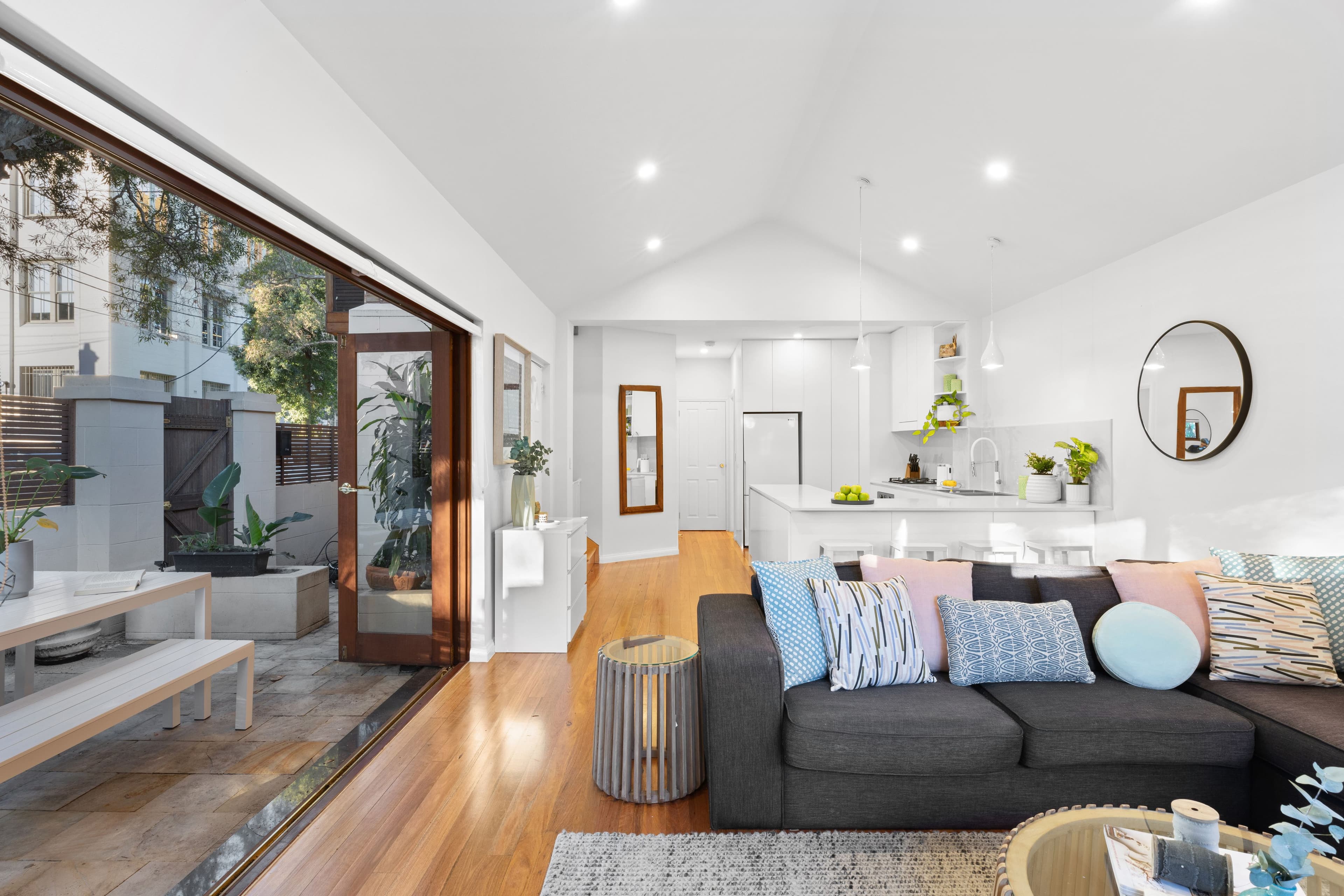 2 Parkers Lane, Erskineville NSW 2043, Erskineville - Image 1