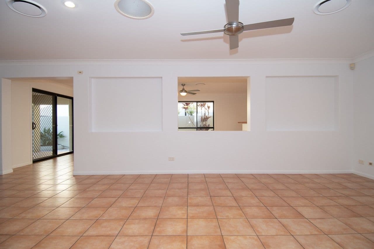 65 Arun Drive, Arundel QLD 4214, Arundel - Thumbnail 6