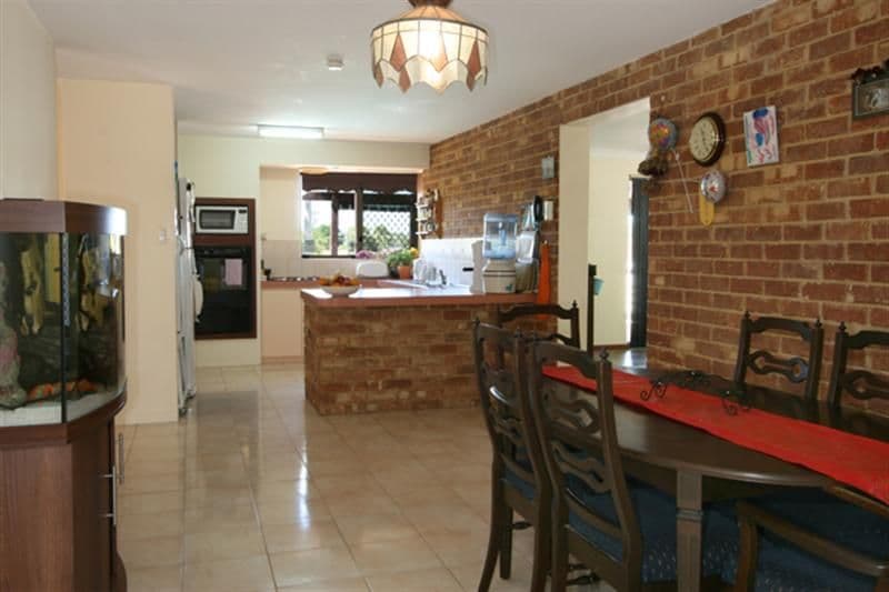 16 Falcon Court, HIGH WYCOMBE WA 6057, High Wycombe - Thumbnail 2