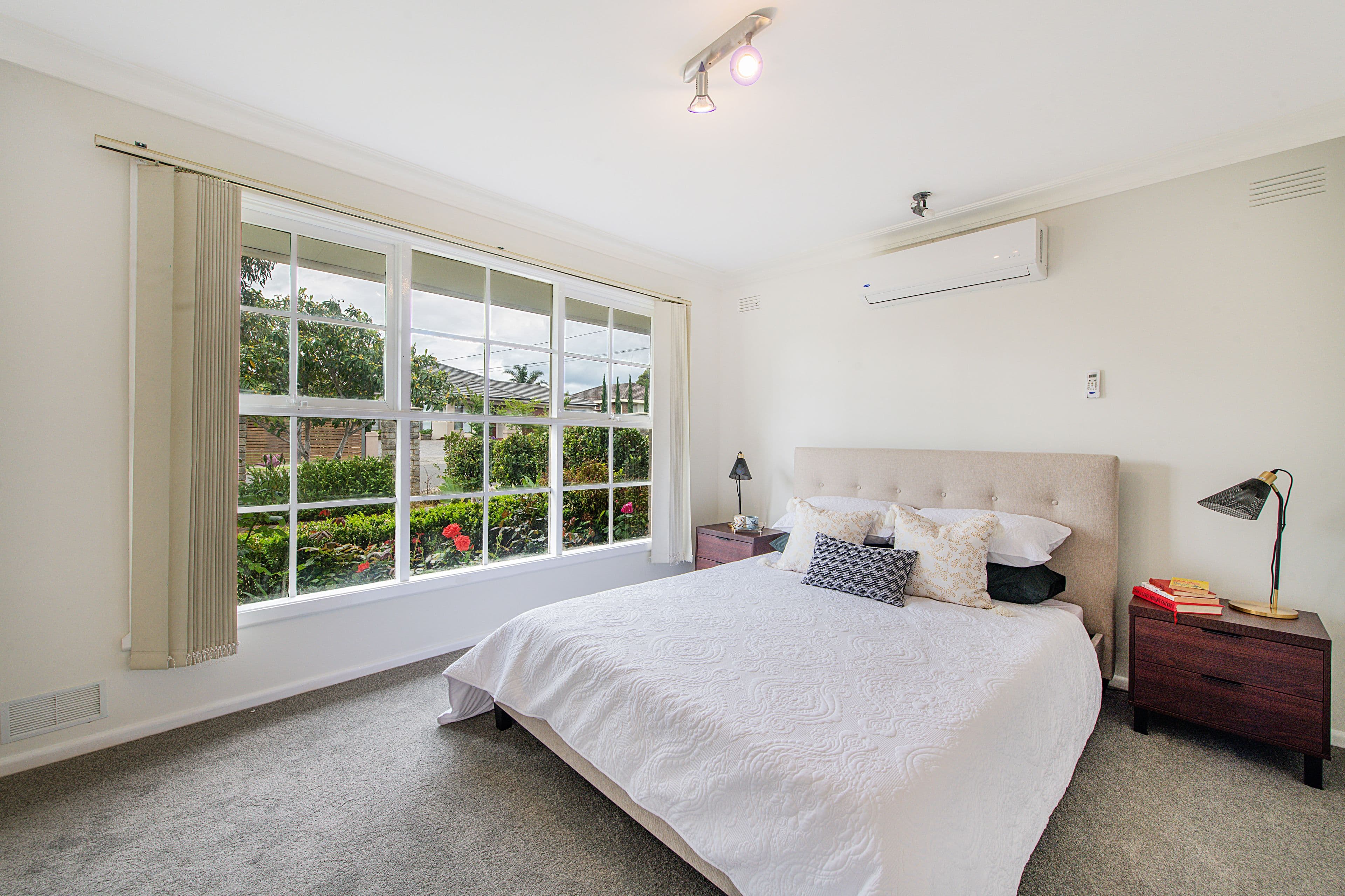 121 Anne Road, Knoxfield VIC 3180, Knoxfield - Thumbnail 2