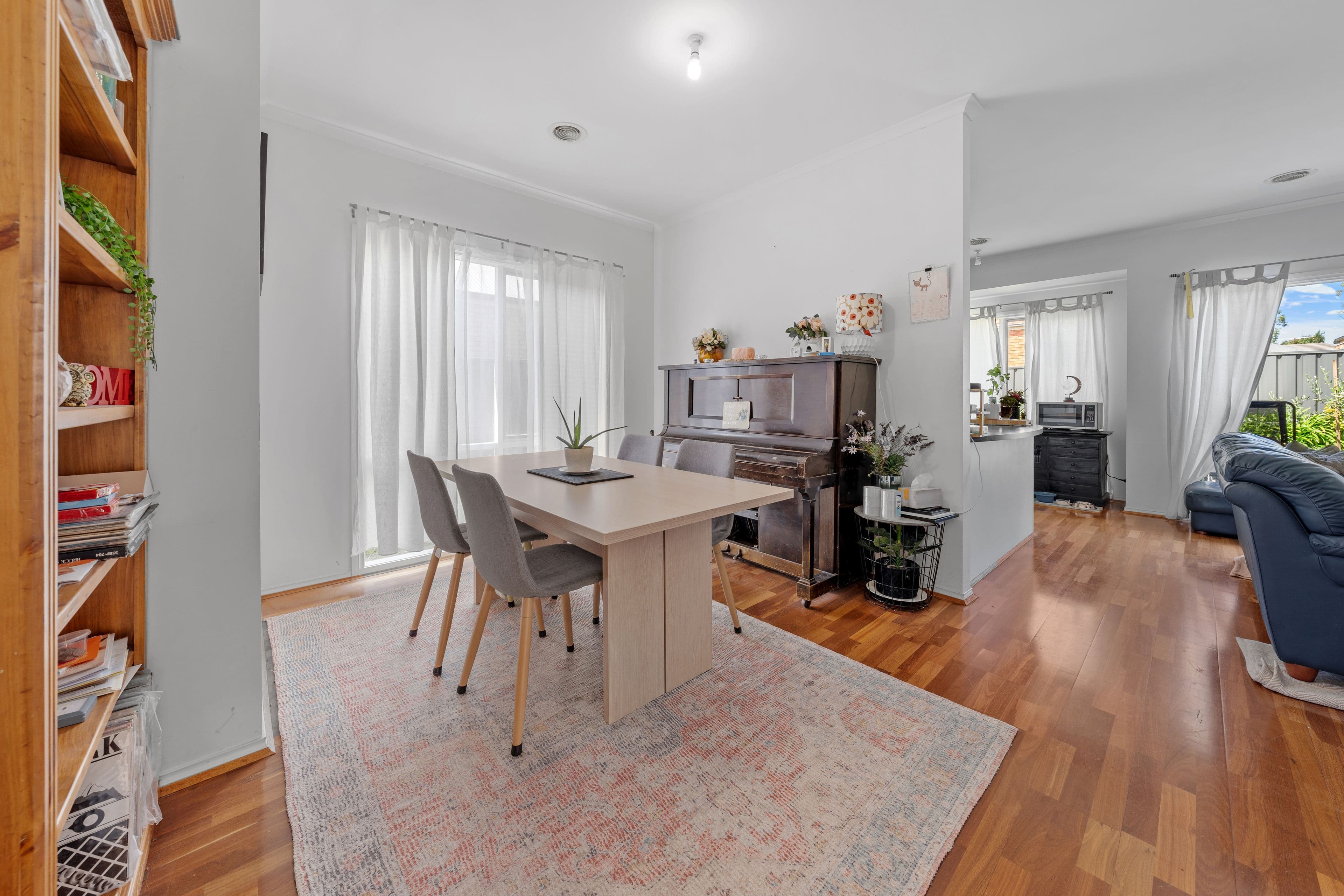 2 Brack Place, Caroline Springs VIC 3023, Caroline Springs - Thumbnail 2