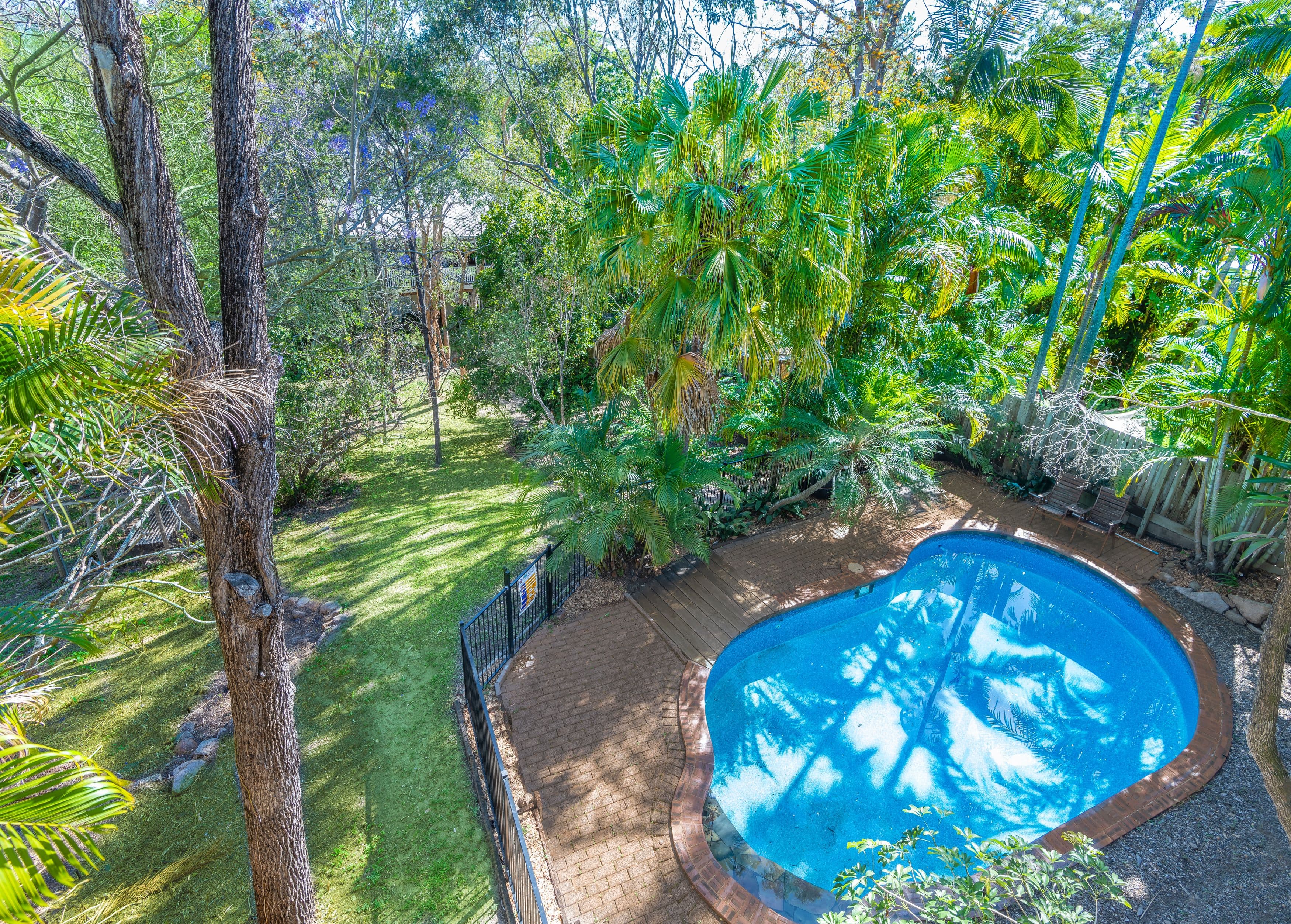 24 The Drive, Bardon QLD 4065, Bardon - Thumbnail 2
