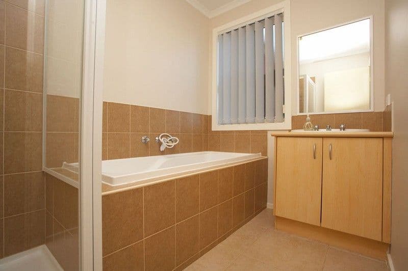 2 Brazil Court, MELTON WEST VIC 3337, Melton West - Thumbnail 3