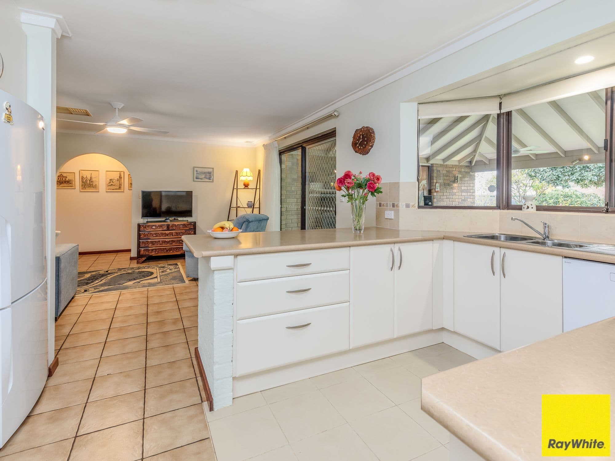 6 Ind Street, Lesmurdie WA 6076, Lesmurdie - Thumbnail 6