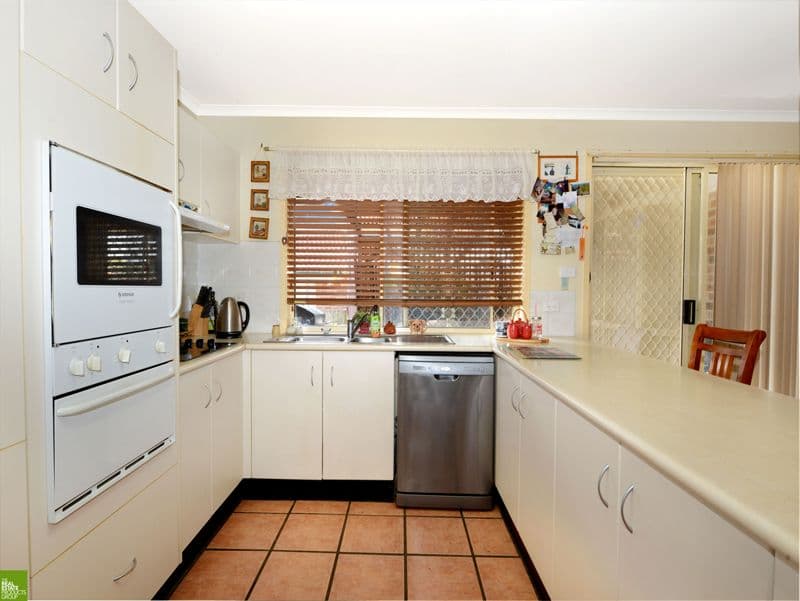 17 Hazelton Drive, Albion Park NSW 2527, Albion Park - Thumbnail 3