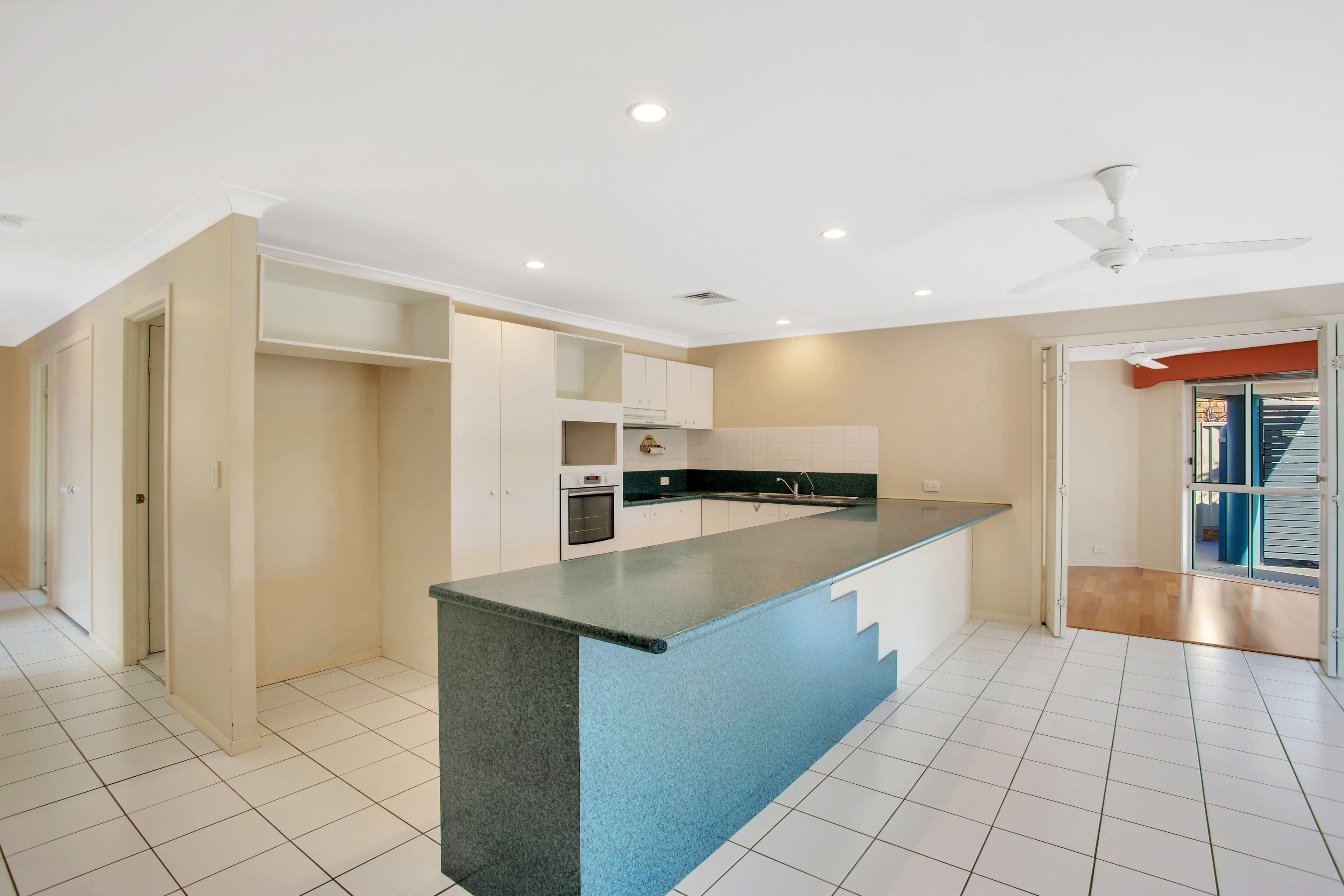 4 Putter Place, Arundel QLD 4214, Arundel - Thumbnail 4