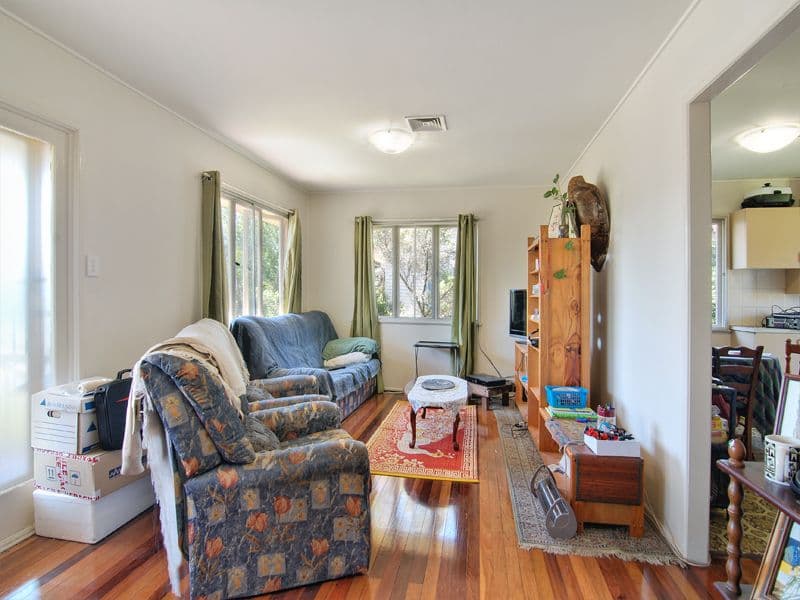 18 Primula Street, NUDGEE QLD 4014, Nudgee - Thumbnail 3