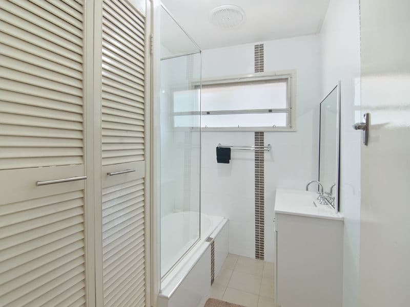 18 Primula Street, NUDGEE QLD 4014, Nudgee - Thumbnail 4