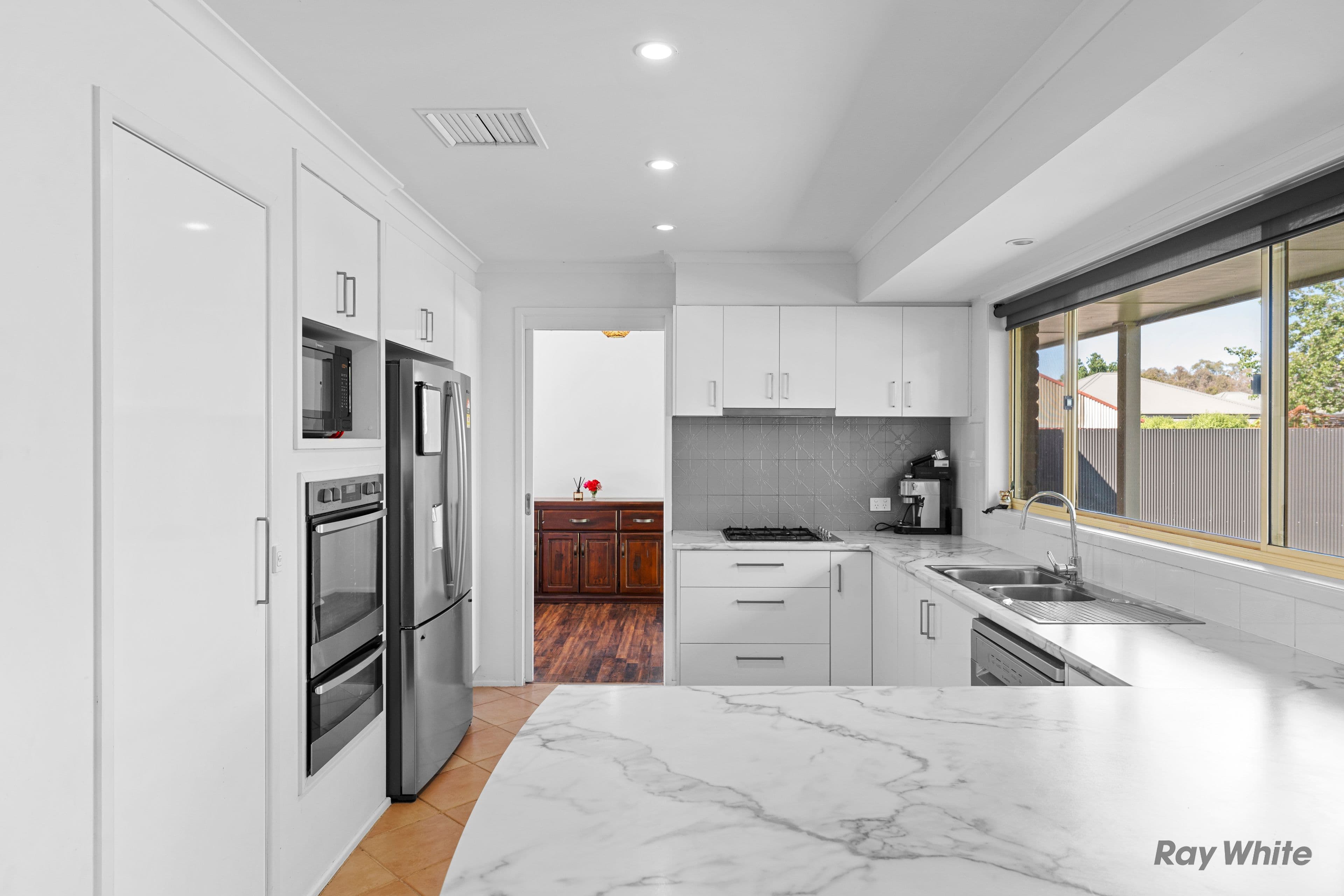 98 Samaria Road, Benalla VIC 3672, Benalla - Thumbnail 4