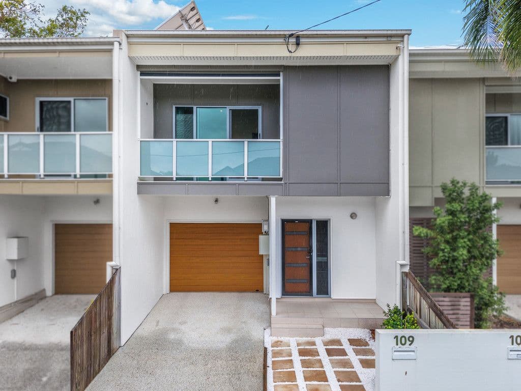 109 Bilyana Street, Balmoral QLD 4171, Balmoral - Image 1