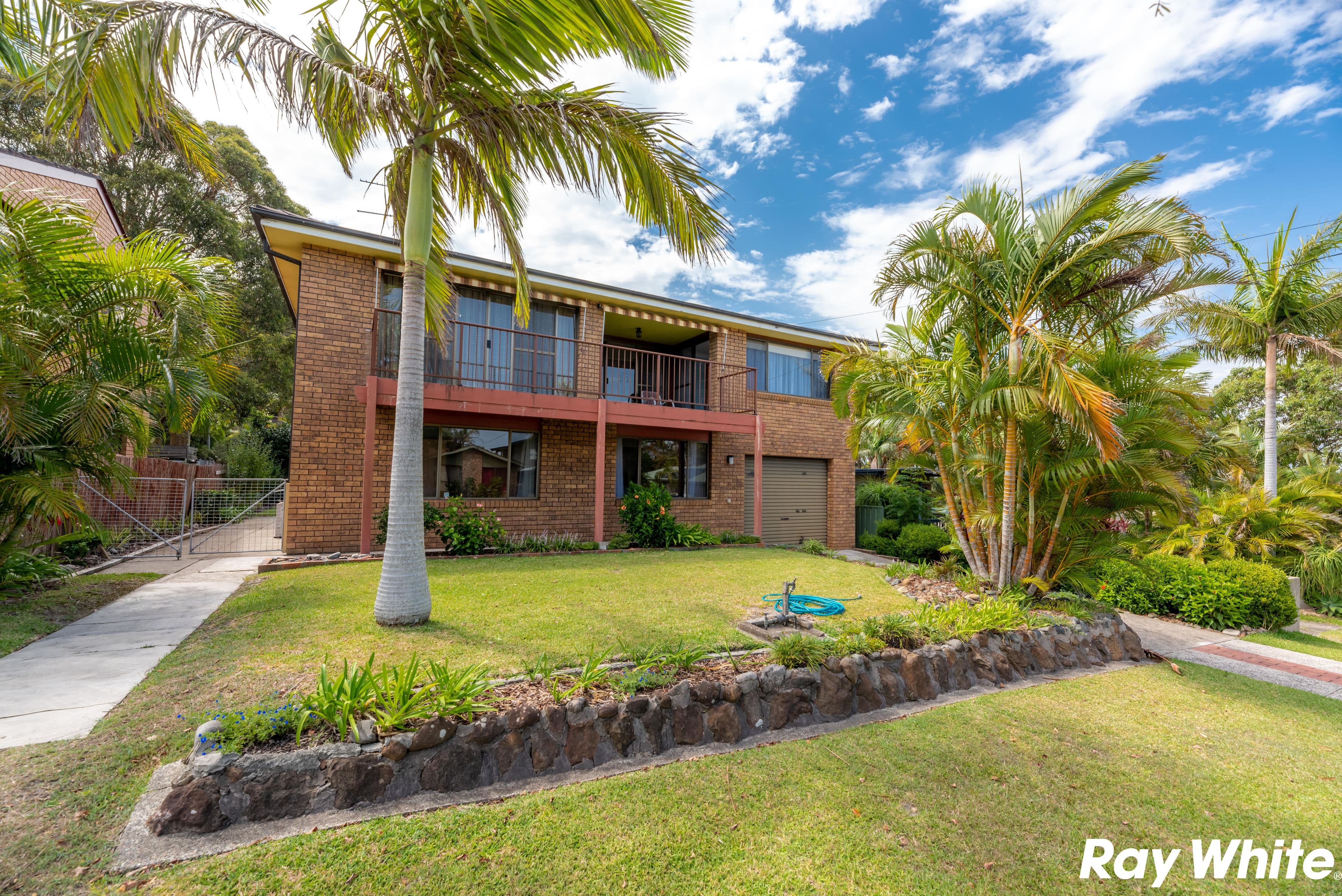 48 Surfview Avenue, Forster - Image 1