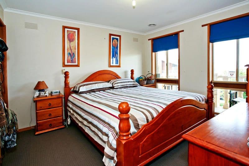 5 Cardiff Street, BELL POST HILL VIC 3215, Bell Post Hill - Thumbnail 8
