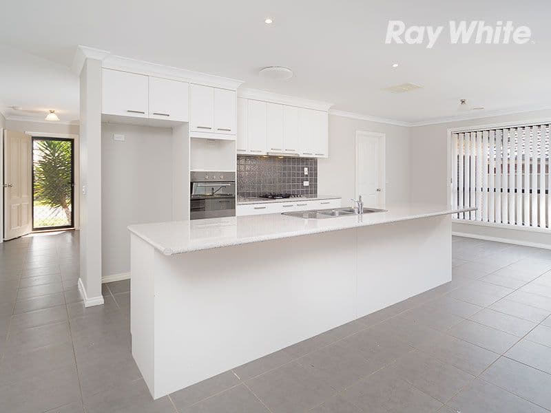 11 Firetail Street, THURGOONA NSW 2640, Thurgoona - Thumbnail 2