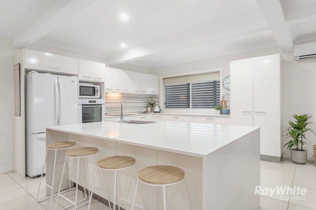 75 Ure Street, Hendra QLD 4011, Hendra - Thumbnail 2