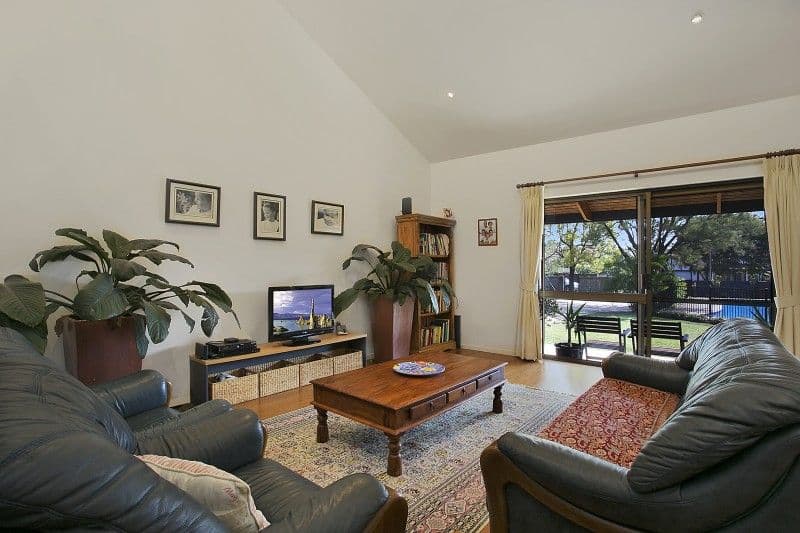 4 Hilliup Street, WESTLAKE QLD 4074, Westlake - Thumbnail 2