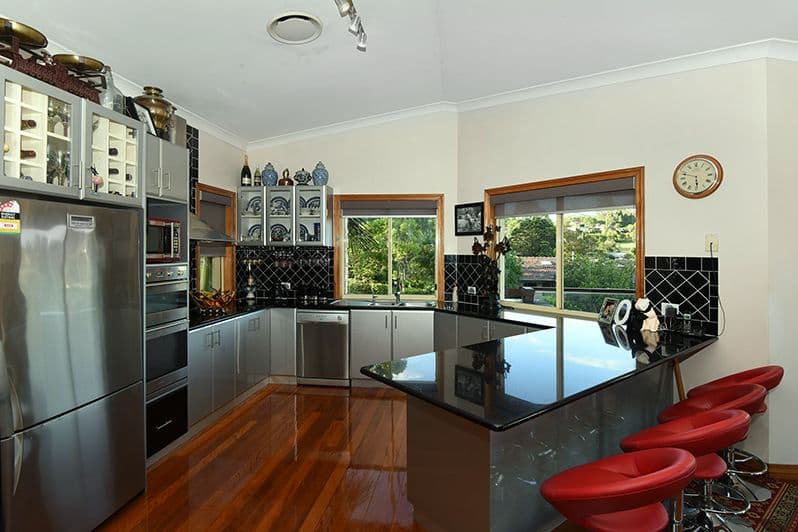 16 Leslie Street, Rangeville QLD 4350, Rangeville - Thumbnail 2