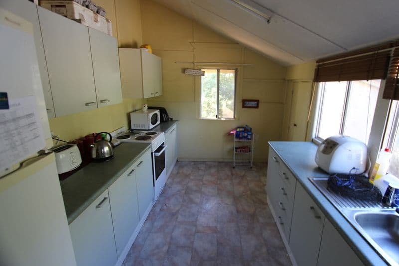 184 Alfred Street, Charleville QLD 4470, Charleville - Thumbnail 3