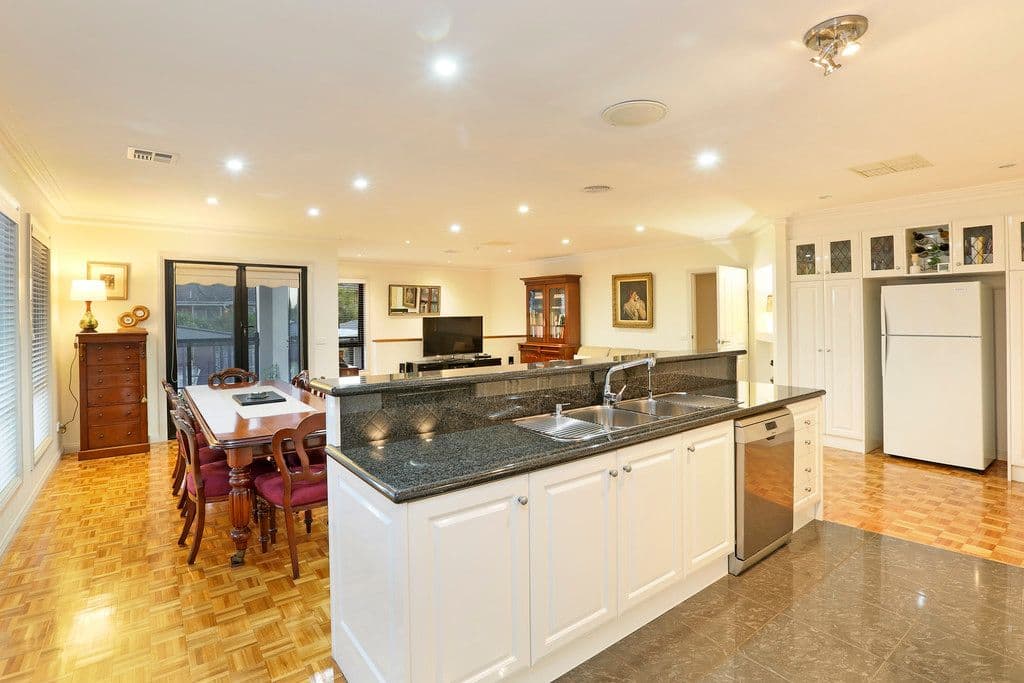 5 Corinella Street, Bell Post Hill VIC 3215, Bell Post Hill - Thumbnail 7